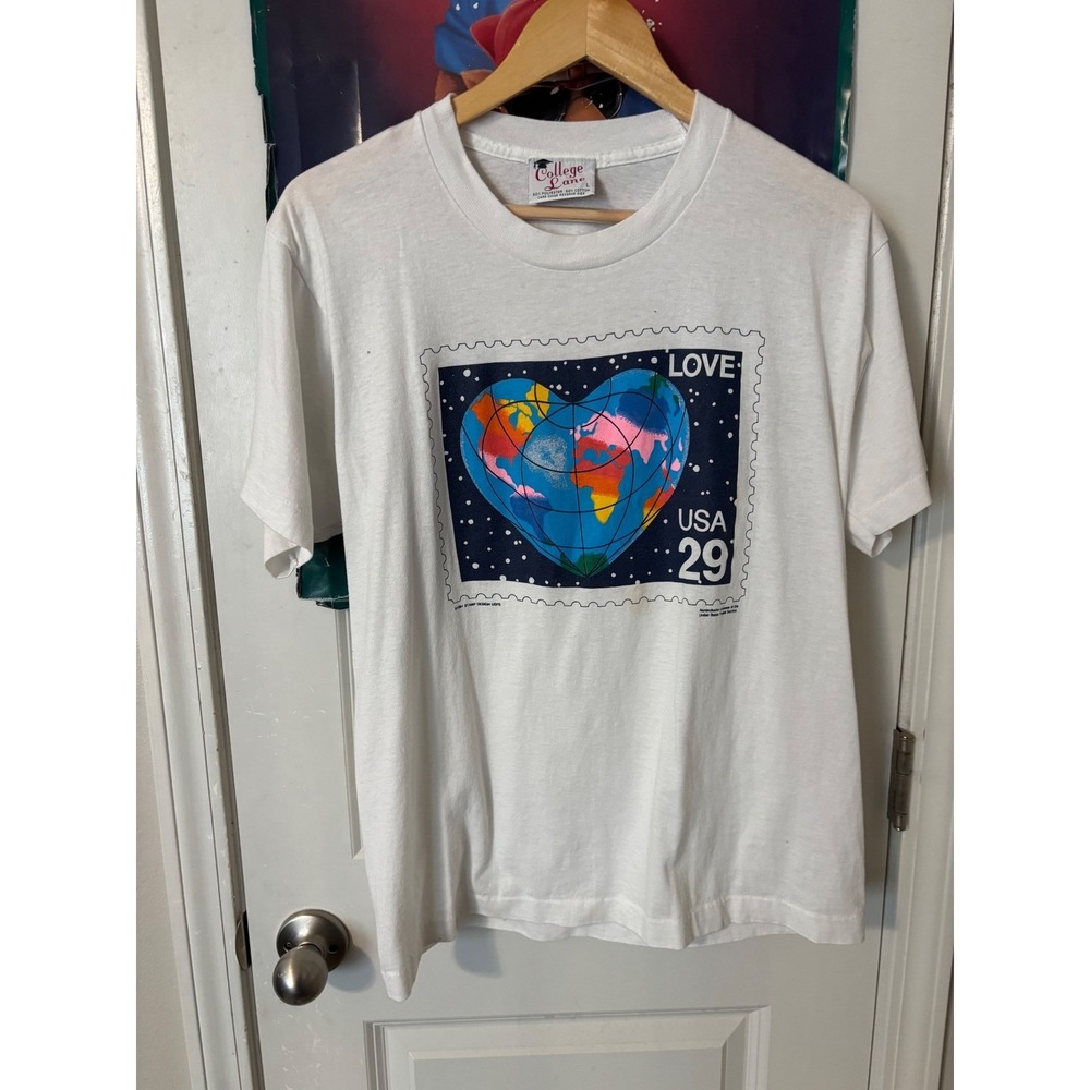 Vintage 1991 College Lane USPS Love Stamp 29 Cent World Heart T-Shirt White L